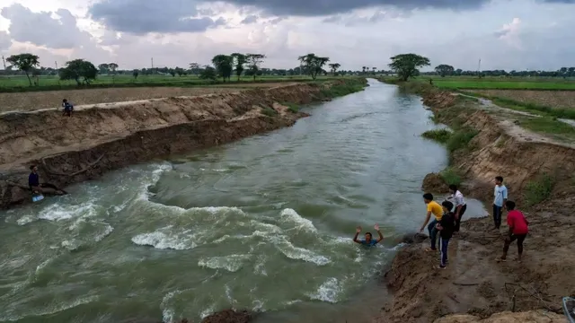 Lucknow Sharda Canal Accident: जमात में आए किशोर की शारदा नहर में डूबने से मौत, इलाके में मचा हड़कंप!
