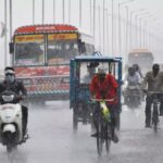UP Weather Update showing thunderstorms, strong winds and rain alert across multiple districts in Uttar Pradesh.