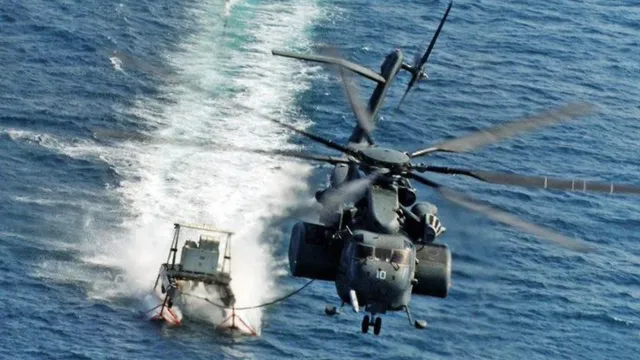 MH53E Sea Dragon: рдЪрд╛рд░ рджрд╢рдХ рдмрд╛рдж рдЦрддреНрдо рд╣реЛрдЧреА рдПрдХ рдРрддрд┐рд╣рд╛рд╕рд┐рдХ рдЙрдбрд╝рд╛рди