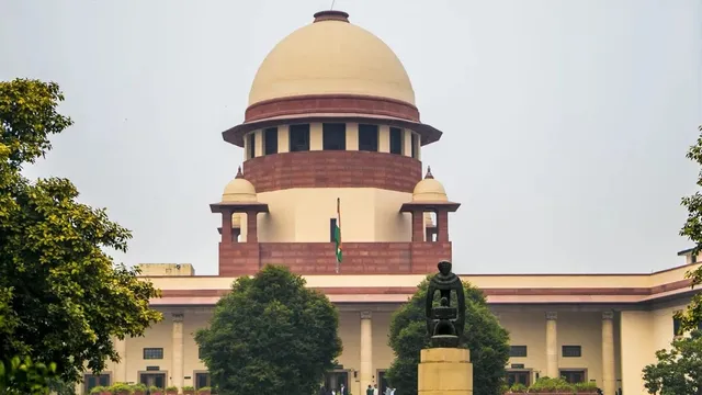SC Hearing Plea Essential Services: प्रदर्शनों में आवश्यक सेवाएं ठप होने पर सुप्रीम कोर्ट सख्त, याचिका पर होगी सुनवाई