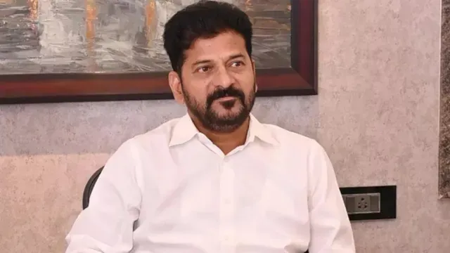 विदेश मंत्रालय की नामंजूरी के बाद तेलंगाना के सीएम की अमेरिका यात्रा रद, सियासी हलकों में हलचल