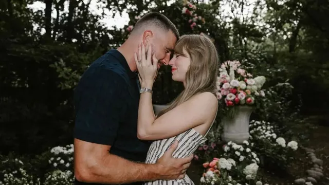 Travis Kelce संग डिनर डेट पर ट्रोल हुईं Taylor Swift, फैंस ने यूं किया बचाव