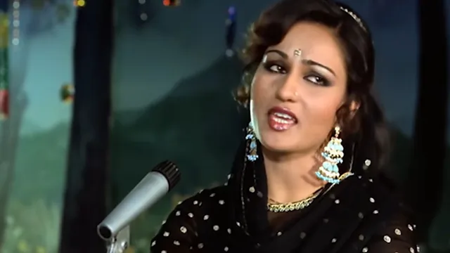46 साल बाद भी दर्द बयां कर रहा Lata Mangeshkar का ‘शीशा हो या दिल हो’, जानें इस कल्ट गाने का अनसुना सच